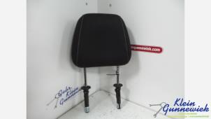 Gebruikte Hoofdsteun Opel Crossland X Prijs € 30,00 Margeregeling aangeboden door Klein Gunnewiek Autodemontage & Motorentechniek