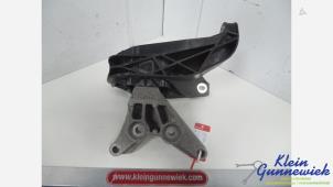 Gebruikte Motorrubber Opel Grandland X Prijs € 25,00 Margeregeling aangeboden door Klein Gunnewiek Autodemontage & Motorentechniek