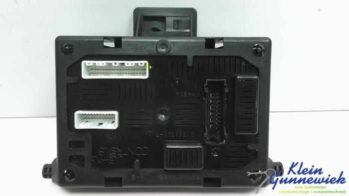 Gebruikte Bodycontrol Module Renault Modus Prijs € 31,00 Margeregeling aangeboden door Klein Gunnewiek Autodemontage & Motorentechniek