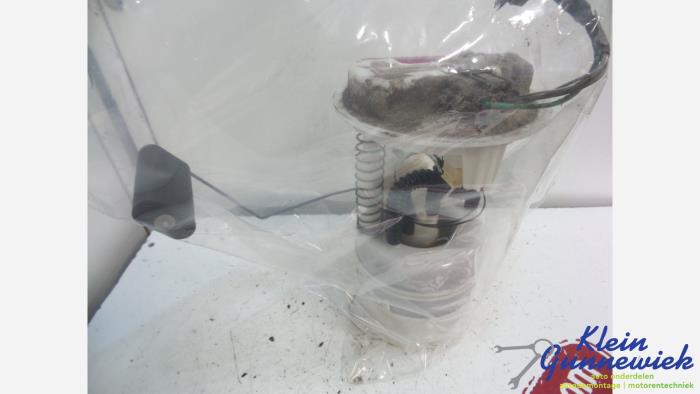 Gebruikte Tank element Pomp Renault Modus Prijs € 45,00 Margeregeling aangeboden door Klein Gunnewiek Autodemontage & Motorentechniek