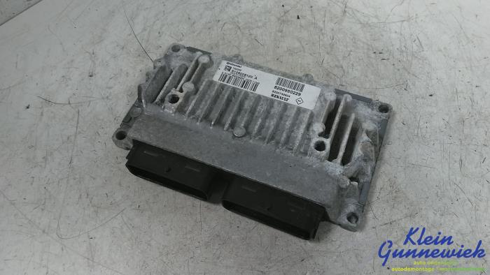 Gebruikte Computer Automatische Bak Renault Modus Prijs € 114,00 Margeregeling aangeboden door Klein Gunnewiek Autodemontage & Motorentechniek