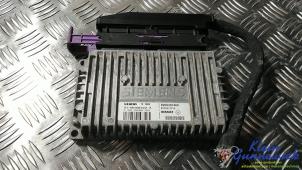 Gebruikte Computer Automatische Bak Renault Modus Prijs € 100,00 Margeregeling aangeboden door Klein Gunnewiek Autodemontage & Motorentechniek