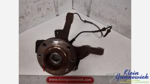 Gebruikte Fusee rechts-voor Renault Modus Prijs € 35,00 Margeregeling aangeboden door Klein Gunnewiek Autodemontage & Motorentechniek