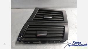 Gebruikte Luchtrooster Dashboard BMW X6 Prijs € 25,00 Margeregeling aangeboden door Klein Gunnewiek Autodemontage & Motorentechniek