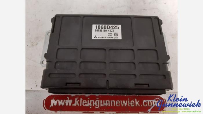 Inspuitcomputer van een Mitsubishi Space Star 2020