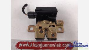 Gebruikte Slotmechaniek Achterklep BMW Mini One Prijs € 20,00 Margeregeling aangeboden door Klein Gunnewiek Autodemontage & Motorentechniek