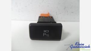 Gebruikte Schakelaar Volkswagen Touareg Prijs € 10,00 Margeregeling aangeboden door Klein Gunnewiek Autodemontage & Motorentechniek