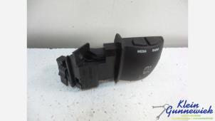 Gebruikte Schakelaar Renault Megane Prijs € 15,00 Margeregeling aangeboden door Klein Gunnewiek Autodemontage & Motorentechniek