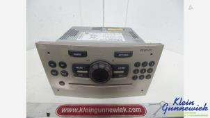 Gebruikte Radio CD Speler Opel Corsa Prijs € 50,00 Margeregeling aangeboden door Klein Gunnewiek Autodemontage & Motorentechniek