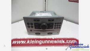Gebruikte Radio CD Speler Opel Corsa Prijs € 65,00 Margeregeling aangeboden door Klein Gunnewiek Autodemontage & Motorentechniek