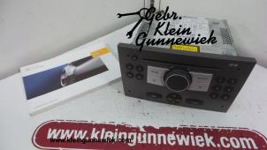 Gebruikte Radio CD Speler Opel Vectra Prijs € 45,00 Margeregeling aangeboden door Gebr.Klein Gunnewiek Ho.BV