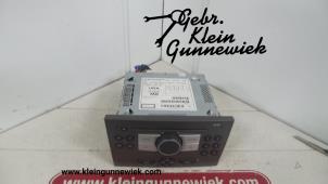 Gebruikte Radio CD Speler Opel Meriva Prijs € 45,00 Margeregeling aangeboden door Gebr.Klein Gunnewiek Ho.BV