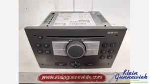 Gebruikte Radio CD Speler Opel Meriva Prijs € 65,00 Margeregeling aangeboden door Klein Gunnewiek Autodemontage & Motorentechniek