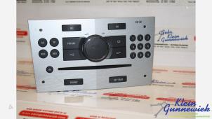 Gebruikte Radio CD Speler Opel Astra Prijs € 100,00 Margeregeling aangeboden door Klein Gunnewiek Autodemontage & Motorentechniek