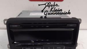 Gebruikte Radio CD Speler Volkswagen Beetle Prijs € 85,00 Margeregeling aangeboden door Gebr.Klein Gunnewiek Ho.BV