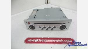 Gebruikte Radio CD Speler Renault Modus Prijs € 45,00 Margeregeling aangeboden door Klein Gunnewiek Autodemontage & Motorentechniek
