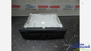 Gebruikte Radio CD Speler Renault Clio Prijs € 90,00 Margeregeling aangeboden door Klein Gunnewiek Autodemontage & Motorentechniek