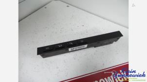 Gebruikte Schakelaar BMW X3 Prijs € 15,00 Margeregeling aangeboden door Klein Gunnewiek Autodemontage & Motorentechniek