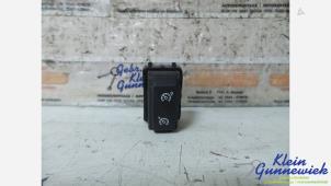 Gebruikte Schakelaar Renault Clio Prijs € 10,00 Margeregeling aangeboden door Klein Gunnewiek Autodemontage & Motorentechniek