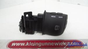 Gebruikte Schakelaar Renault Master Prijs € 15,00 Margeregeling aangeboden door Klein Gunnewiek Autodemontage & Motorentechniek