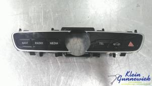 Gebruikte Schakelaar Mercedes E-Klasse Prijs € 45,00 Margeregeling aangeboden door Klein Gunnewiek Autodemontage & Motorentechniek