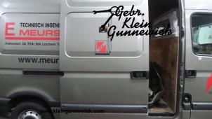 Gebruikte Schuifdeur rechts Opel Movano Prijs € 175,00 Margeregeling aangeboden door Gebr.Klein Gunnewiek Ho.BV