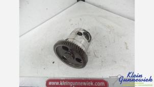 Gebruikte Oliepomp Mercedes GLA Prijs € 50,00 Margeregeling aangeboden door Klein Gunnewiek Autodemontage & Motorentechniek