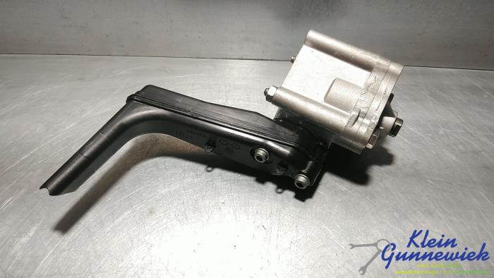 Gebruikte Oliepomp Ford C-Max Prijs € 41,00 Margeregeling aangeboden door Klein Gunnewiek Autodemontage & Motorentechniek