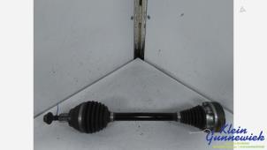 Gebruikte Cardanas links-voor (VWA) Volkswagen E-Golf Prijs € 75,00 Margeregeling aangeboden door Klein Gunnewiek Autodemontage & Motorentechniek