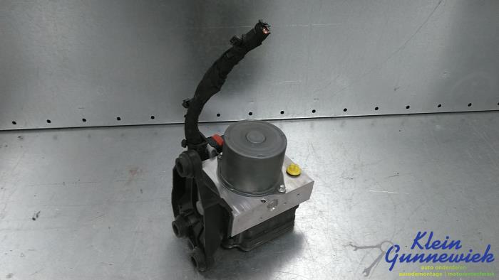 Gebruikte ABS Pomp Audi A4 Prijs € 376,00 Margeregeling aangeboden door Klein Gunnewiek Autodemontage & Motorentechniek