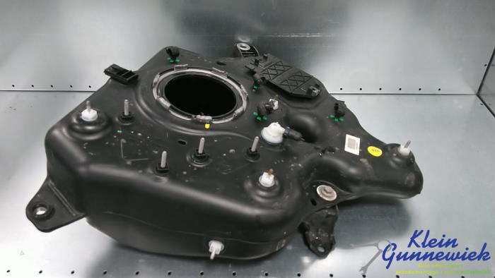 Gebruikte Ureumreservoir Audi A7 Prijs € 101,00 Margeregeling aangeboden door Klein Gunnewiek Autodemontage & Motorentechniek