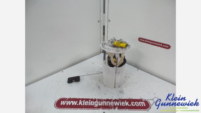 Gebruikte Tank element Pomp Renault Grand Scenic Prijs € 75,00 Margeregeling aangeboden door Klein Gunnewiek Autodemontage & Motorentechniek