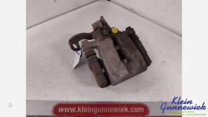 Gebruikte Remklauw (Tang) links-achter Kia Pro Ceed Prijs € 45,00 Margeregeling aangeboden door Klein Gunnewiek Autodemontage & Motorentechniek