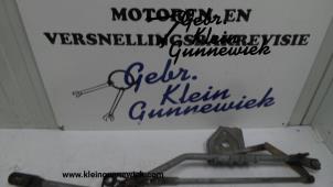 Gebruikte Ruitenwis Mechaniek Renault Megane Scenic Prijs op aanvraag aangeboden door Gebr.Klein Gunnewiek Ho.BV