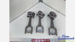 Gebruikte Zuiger Mini ONE Prijs € 295,00 Margeregeling aangeboden door Klein Gunnewiek Autodemontage & Motorentechniek