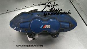 Gebruikte Remklauw (Tang) rechts-voor BMW 4-Serie Prijs € 295,00 Margeregeling aangeboden door Gebr.Klein Gunnewiek Ho.BV