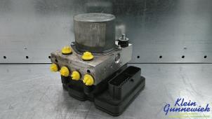 Gebruikte ABS Pomp Renault Master Prijs € 150,00 Margeregeling aangeboden door Klein Gunnewiek Autodemontage & Motorentechniek