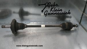 Gebruikte Steekas links-achter Mercedes C-Klasse Prijs € 175,00 Margeregeling aangeboden door Klein Gunnewiek Autodemontage & Motorentechniek