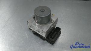 Gebruikte ABS Pomp Ford S-Max Prijs € 120,00 Margeregeling aangeboden door Klein Gunnewiek Autodemontage & Motorentechniek