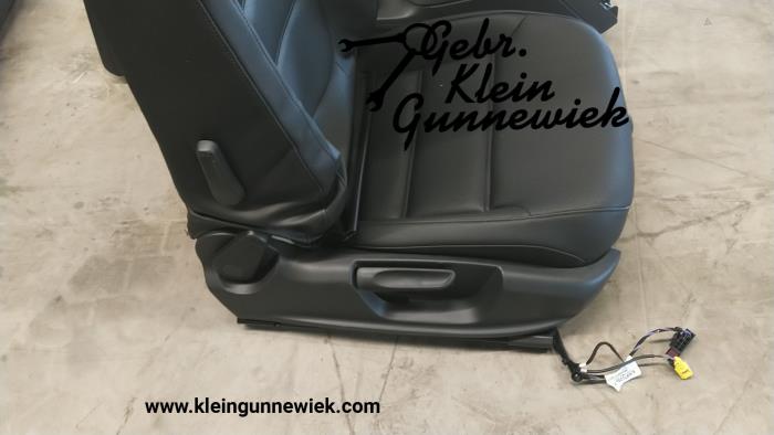Bekleding Set (compleet) van een Volkswagen Jetta 2016