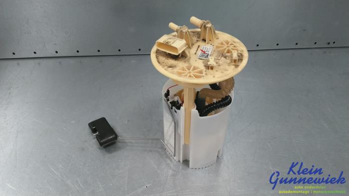 Gebruikte Tank element Pomp Renault Megane Prijs € 106,00 Margeregeling aangeboden door Klein Gunnewiek Autodemontage & Motorentechniek
