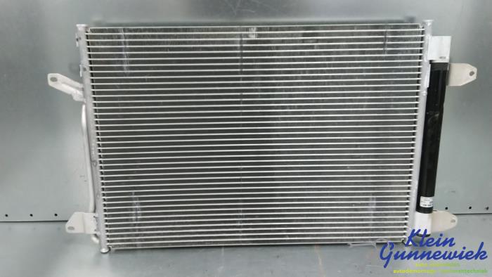 Airco Condensor van een Volkswagen Jetta 2016