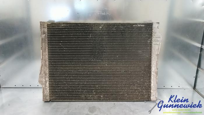 Gebruikte Radiateur BMW X5 Prijs € 195,00 Margeregeling aangeboden door Klein Gunnewiek Autodemontage & Motorentechniek