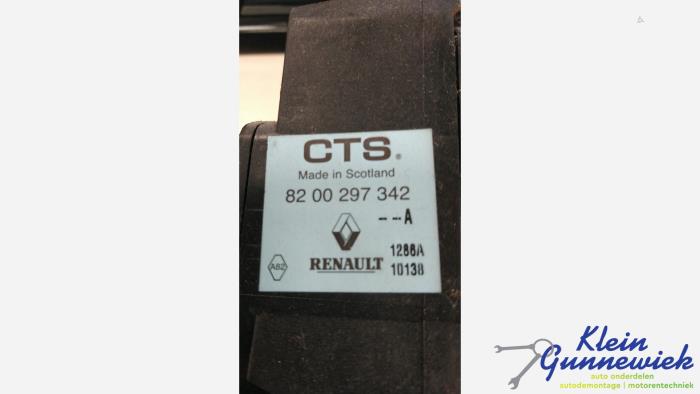 Gebruikte Gaspedaalpositie Sensor Renault Clio Prijs € 24,00 Margeregeling aangeboden door Klein Gunnewiek Autodemontage & Motorentechniek