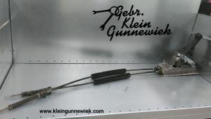 Gebruikte Versnellingspook Volkswagen Polo Prijs € 65,00 Margeregeling aangeboden door Gebr.Klein Gunnewiek Ho.BV