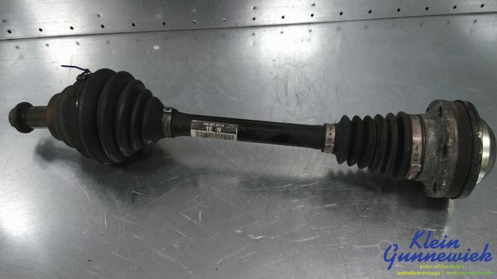 Gebruikte Steekas links-voor Seat Leon Prijs € 75,00 Margeregeling aangeboden door Klein Gunnewiek Autodemontage & Motorentechniek