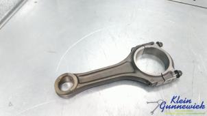 Gebruikte Drijfstang Mercedes GLA Prijs € 75,00 Margeregeling aangeboden door Klein Gunnewiek Autodemontage & Motorentechniek