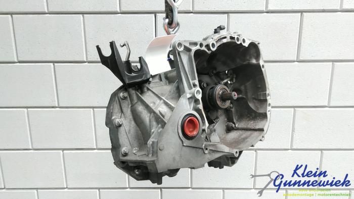 Gebruikte Versnellingsbak Renault Clio Prijs € 173,00 Margeregeling aangeboden door Klein Gunnewiek Autodemontage & Motorentechniek