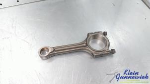 Gebruikte Drijfstang Renault Captur Prijs € 35,00 Margeregeling aangeboden door Klein Gunnewiek Autodemontage & Motorentechniek