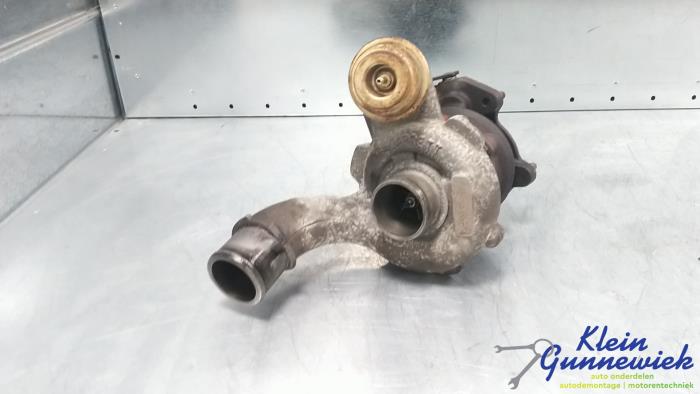 Gebruikte G-lader Renault Trafic Prijs € 200,00 Margeregeling aangeboden door Klein Gunnewiek Autodemontage & Motorentechniek